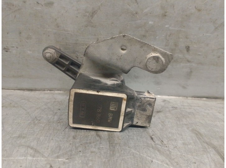 Recambio de motor regulacion faros para bmw 5 touring (e61) 520 d referencia OEM IAM 6778860 37146784696 