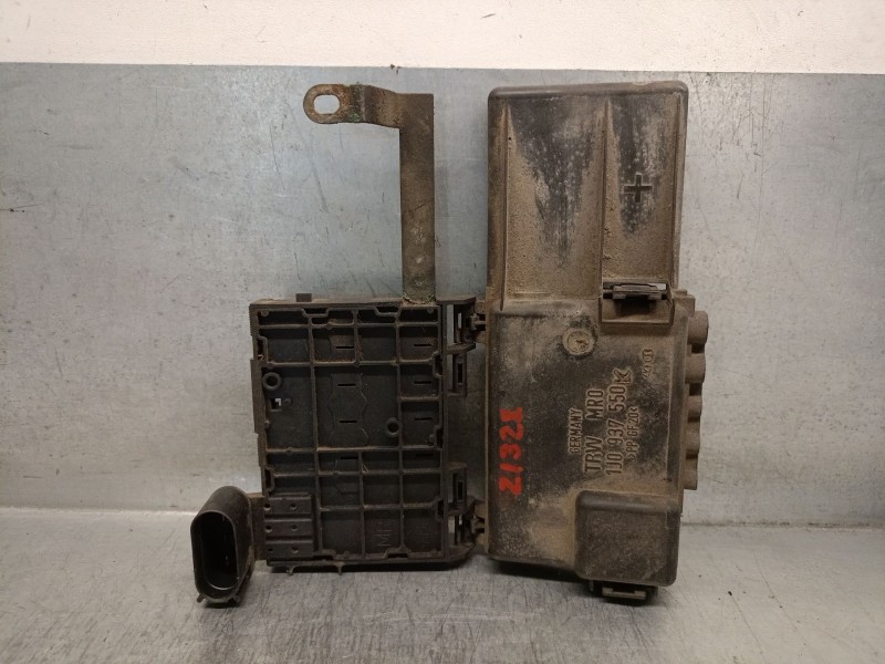 Recambio de caja reles / fusibles para seat inca (6k9) 1.9 sdi referencia OEM IAM 1J0937550K  
