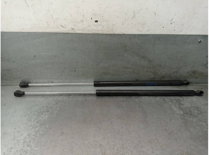 Boot / tailgate shock absorber replacement part for Citroën Xsara Break (N2) 1.9 TD OEM IAM reference 1492653080 