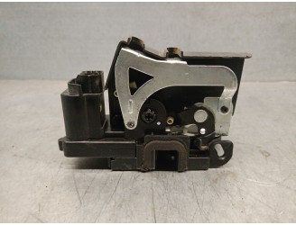 Recambio de cerradura puerta delantera izquierda para ssangyong actyon i 2.0 xdi referencia OEM IAM 7121009023  