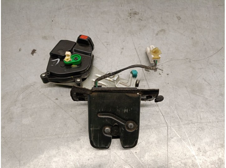 Recambio de cerradura maletero / porton para ssangyong actyon i 2.0 xdi referencia OEM IAM 7141031001 