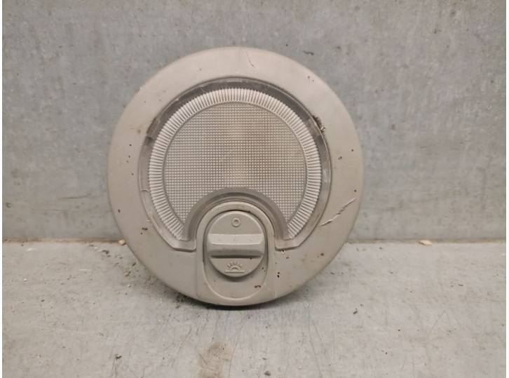 Recambio de luz interior para ssangyong actyon i 2.0 xdi referencia OEM IAM 8371009000  