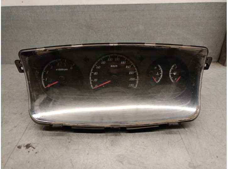 Recambio de cuadro instrumentos para ssangyong actyon i 2.0 xdi referencia OEM IAM 8021031520 
