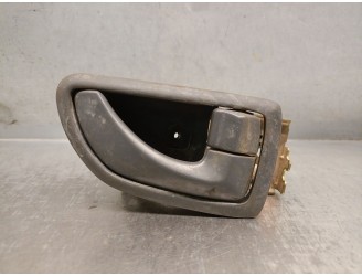 Recambio de maneta interior delantera derecha para kia sorento i (jc) 2.5 crdi referencia OEM IAM 826223E000 826203E000GW 