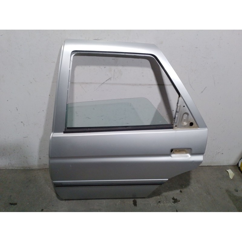 Recambio de puerta trasera izquierda para ford orion iii (gal) 1.6 referencia OEM IAM  6871838 