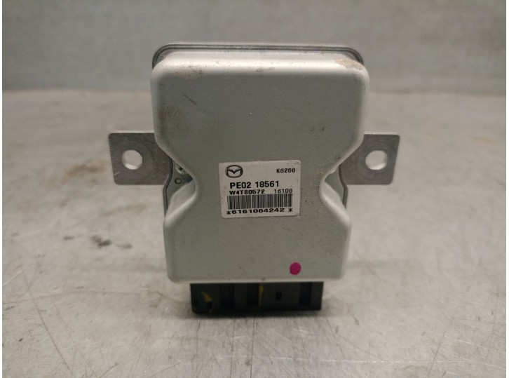 Recambio de modulo electronico para mazda 3 sedán (bm_, bn_) 2.0 referencia OEM IAM PE0218561 