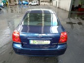 toyota avensis sedán (_t25_) del año 2005