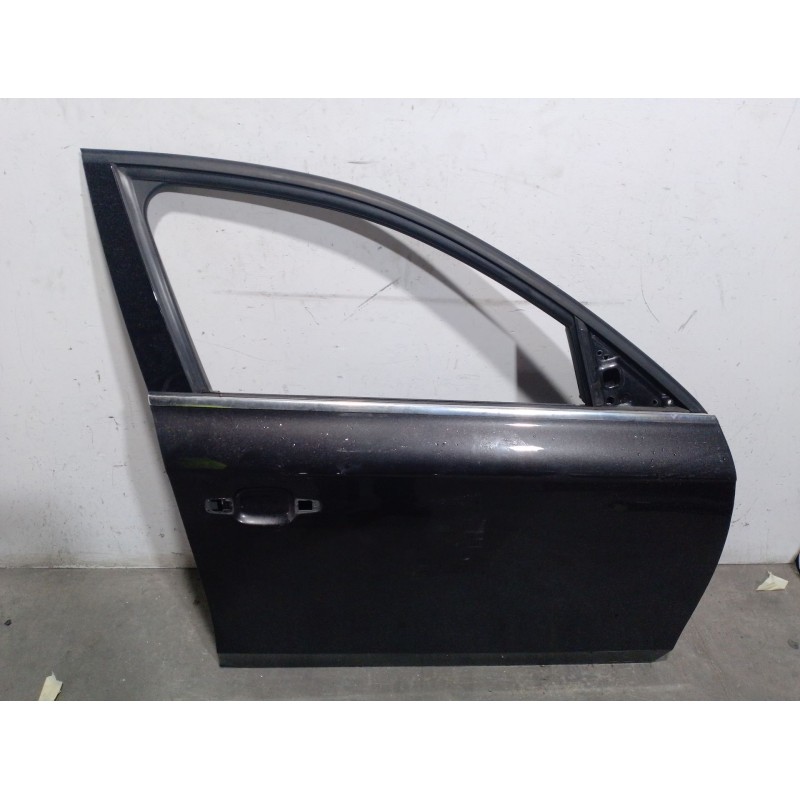 Recambio de puerta delantera derecha para audi a4 b8 (8k2) 2.0 tdi referencia OEM IAM  8K0831052J 