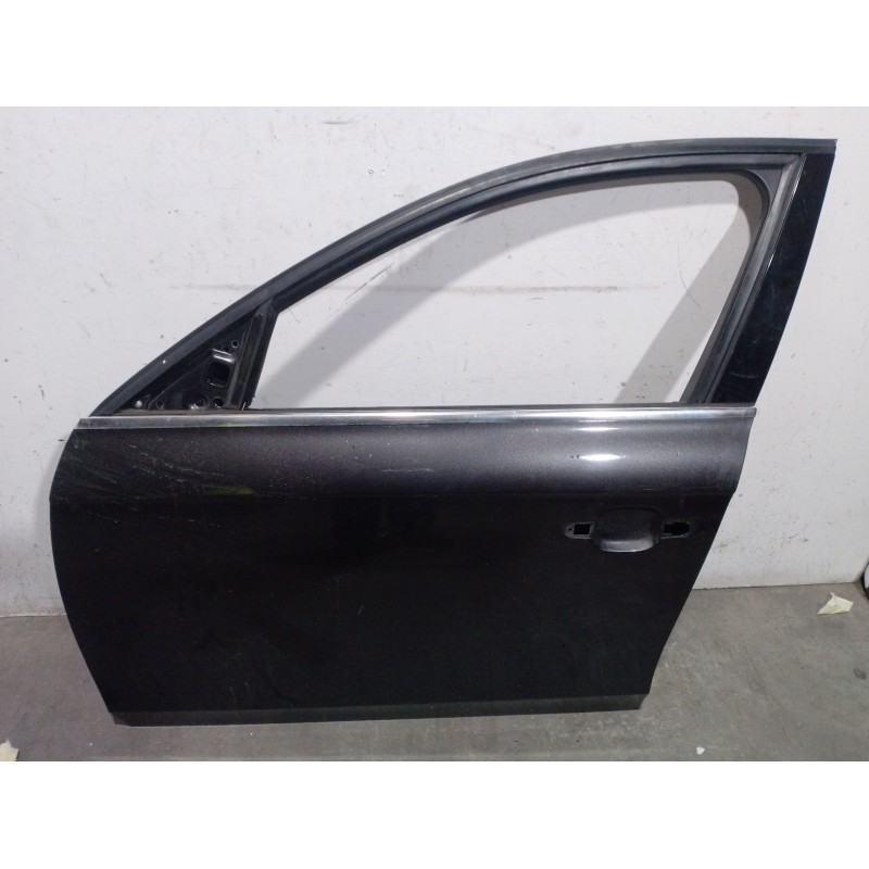 Recambio de puerta delantera izquierda para audi a4 b8 (8k2) 2.0 tdi referencia OEM IAM  8K0831051J 