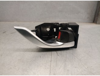 Replacement front right interior door handle for Mazda 3 sedan (bm_, bn_) 2.0 OEM IAM reference GHP97342X 