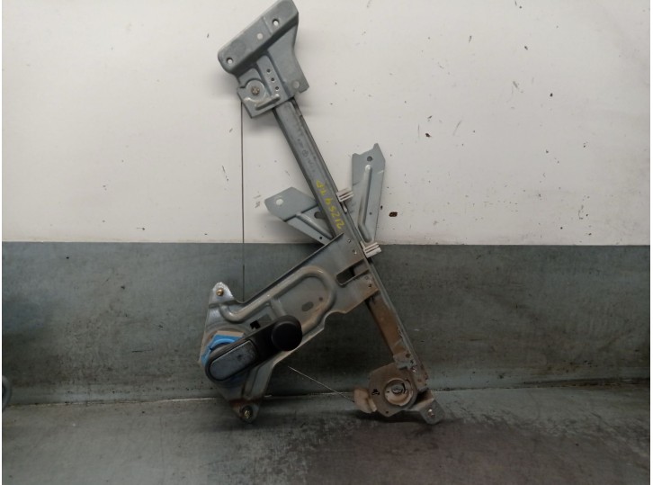Replacement rear right window regulator for Citroën Xsara Break (N2) 1.9 TD OEM IAM reference 922447 922447 