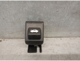 Recambio de cerradura capot para mazda 3 sedán (bm_, bn_) 2.0 referencia OEM IAM GHP956720  