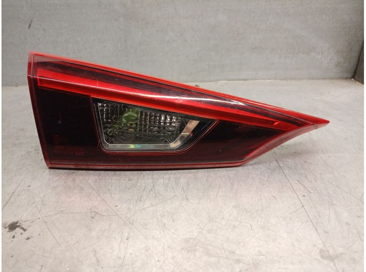 Recambio de piloto trasero izquierdo para mazda 3 sedán (bm_, bn_) 2.0 referencia OEM IAM GHK1513G0A 