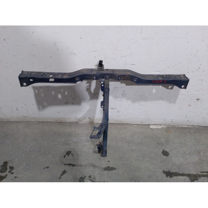 Recambio de panel frontal para toyota avensis sedán (_t25_) 1.8 (zzt251_) referencia OEM IAM  5321605030 