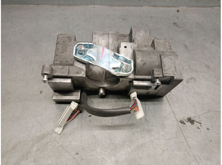 Recambio de antirrobo para mazda 3 sedán (bm_, bn_) 2.0 referencia OEM IAM K7400AZ91D 