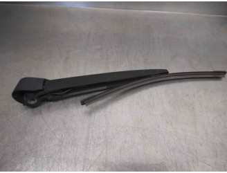 Recambio de brazo limpia trasero para volkswagen polo (6c1) 1.4 tdi referencia OEM IAM 6R6955707B  