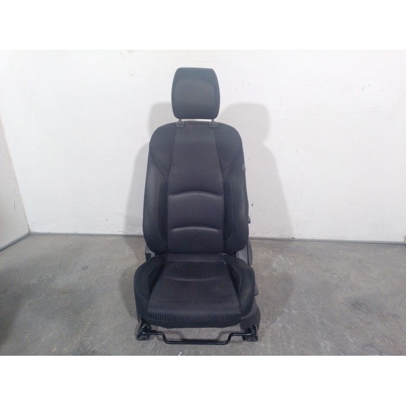 Recambio de asiento delantero izquierdo para mazda 3 sedán (bm_, bn_) 2.0 referencia OEM IAM BPM78816102 BPM78816102 