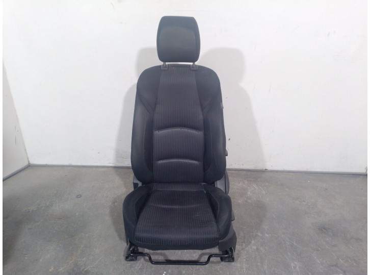 Recambio de asiento delantero izquierdo para mazda 3 sedán (bm_, bn_) 2.0 referencia OEM IAM BPM78816102 BPM78816102 
