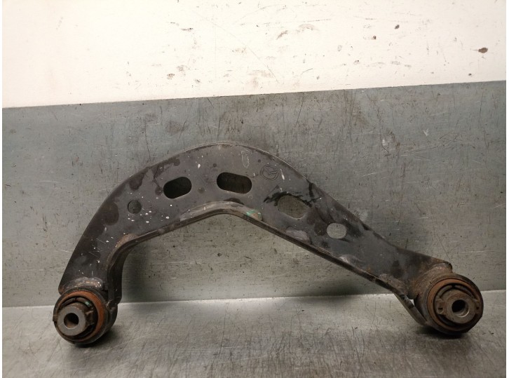 Replacement rear upper left suspension arm for Mazda 3 Sedan (BM_, BN_) 2.0 OEM IAM reference BJS728C10B BJS728C1