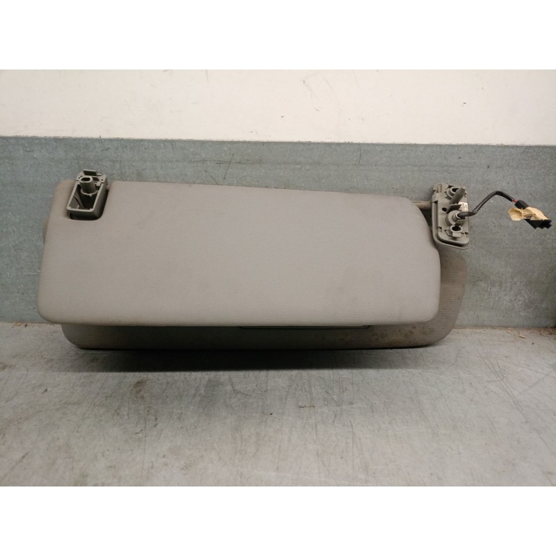 Recambio de parasol derecho para volkswagen touareg (7la) 2.5 tdi dpf referencia OEM IAM 7L6857552AQ  