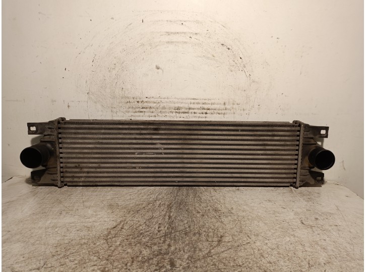 Recambio de intercooler para renault master ii furgoneta (fd) 2.5 dci 120 referencia OEM IAM 7701043695 867658F VALEO