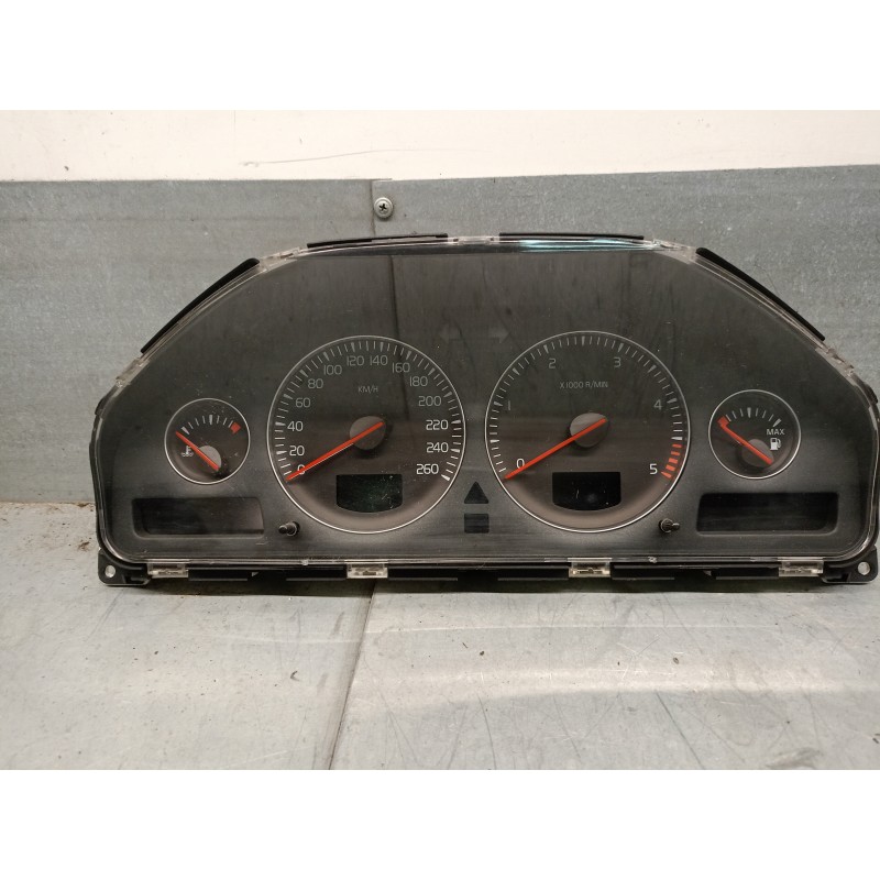 Recambio de cuadro instrumentos para volvo xc70 i cross country (295) d5 awd referencia OEM IAM 30746102 8251284 