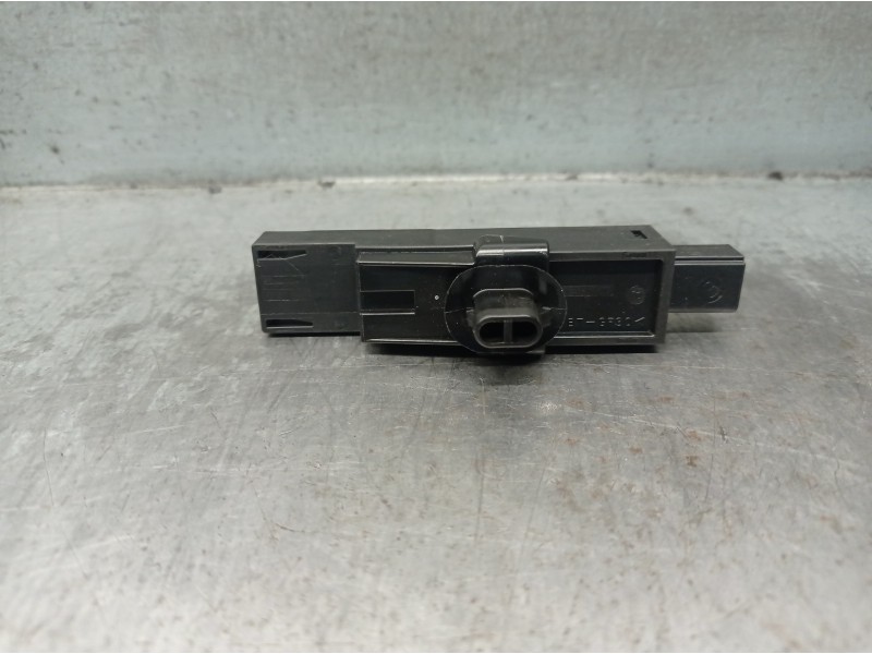 Recambio de antena para toyota yaris (_p21_, _pa1_, _ph1_) 1.5 hybrid (mxph10) referencia OEM IAM 20266487  
