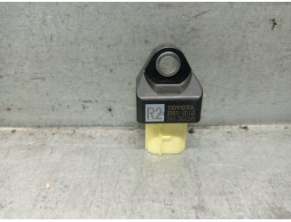 Recambio de sensor airbag para toyota yaris (_p21_, _pa1_, _ph1_) 1.5 hybrid (mxph10) referencia OEM IAM 898310D140 DENSO