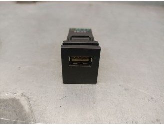 Recambio de modulo electronico para toyota yaris (_p21_, _pa1_, _ph1_) 1.5 hybrid (mxph10) referencia OEM IAM 861900D030  