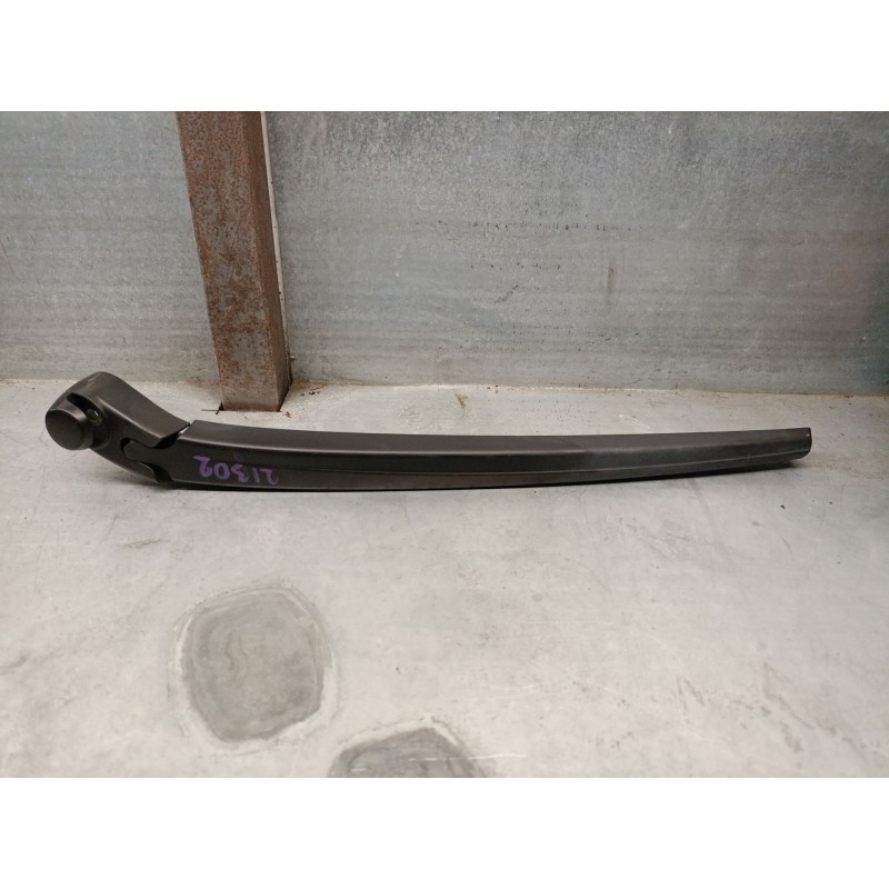 Recambio de brazo limpia trasero para seat ibiza iv sc (6j1, 6p5) 1.2 referencia OEM IAM 5P0955707B  