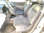 nissan almera tino (v10) del año 2005