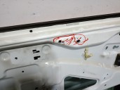 Recambio de puerta delantera derecha para nissan terrano/terrano.ii (r20) 2.7 turbodiesel referencia OEM IAM  801007F030 