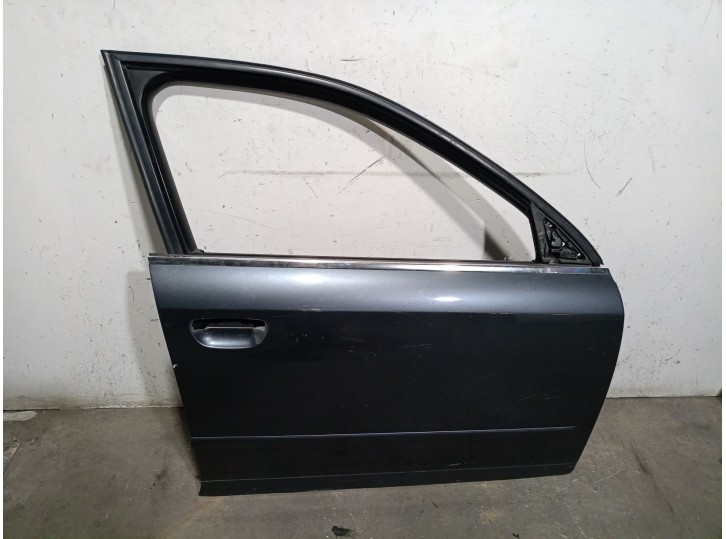 Replacement front right door for Audi A4 B6 (8E2) 1.9 TDI OEM IAM reference 8E0831052 