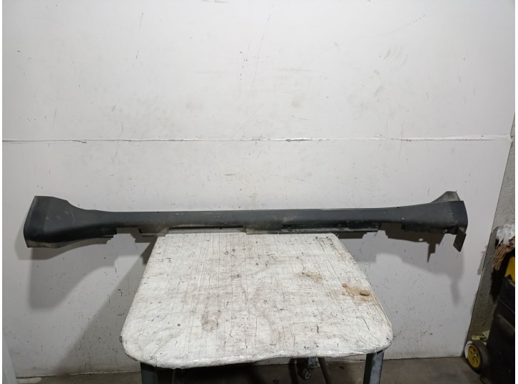 Recambio de faldon lateral para toyota land cruiser (j15) 3.0 turbodiesel cat referencia OEM IAM  7580560090 