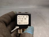 Replacement relay for kia carnival ii (gq) 2.9 crdi OEM IAM reference K75767740 
