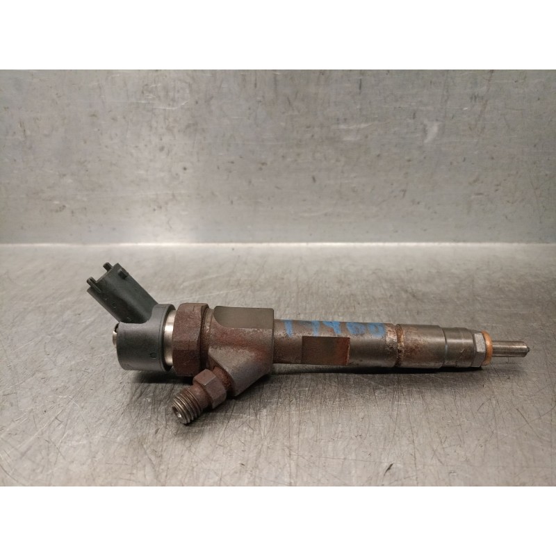 Recambio de inyector para renault laguna ii (bg0) 1.9 dci diesel referencia OEM IAM 8200100272  0445110110B BOSCH