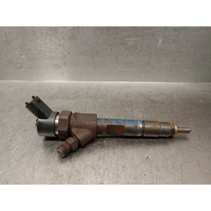 Recambio de inyector para renault laguna ii (bg0) 1.9 dci diesel referencia OEM IAM 8200100272  0445110110B BOSCH