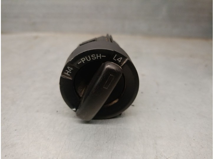 Recambio de mando para toyota land cruiser (j15) 3.0 turbodiesel cat referencia OEM IAM 8422360020 135625 