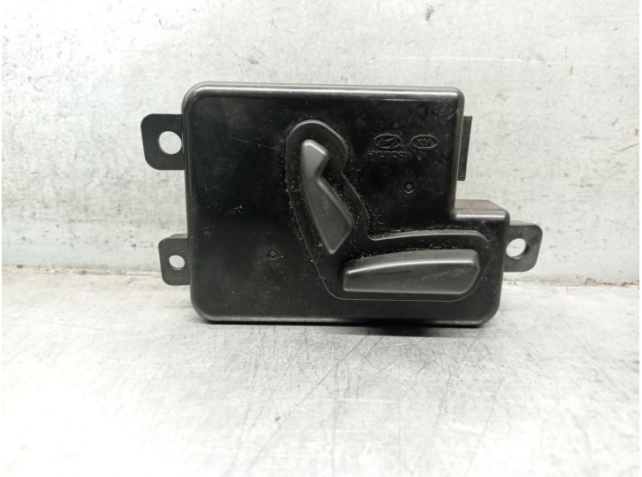 Recambio de mando asiento izquierdo para kia carnival / grand carnival iii (vq) 2.2 crdi referencia OEM IAM 889904D001  