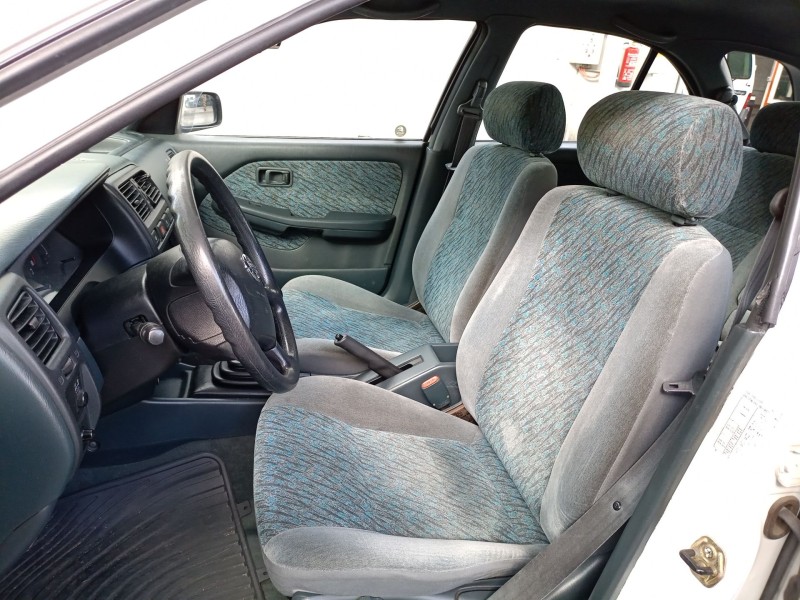 nissan almera i hatchback (n15) del año 1996