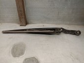 Recambio de brazo limpia trasero para toyota land cruiser (j15) 3.0 turbodiesel cat referencia OEM IAM 8524160150  