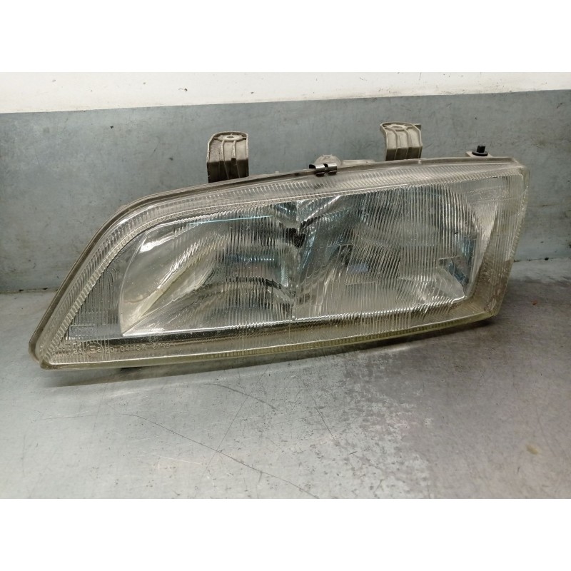 Recambio de faro izquierdo para nissan primera (p11) 1.6 16v referencia OEM IAM 260609F125 260609F125 