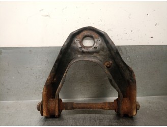 Recambio de brazo suspension superior delantero derecho para nissan terrano/terrano.ii (r20) 2.7 turbodiesel referencia OEM IAM 