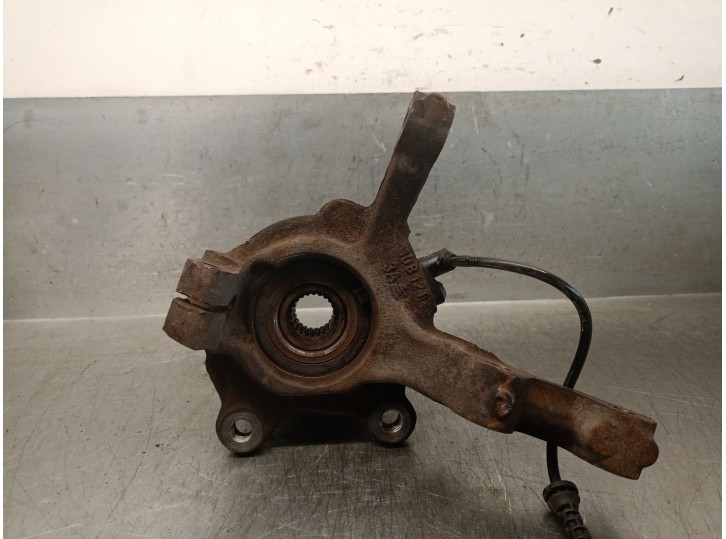 Recambio de mangueta delantera izquierda para renault twingo ii (cn0_) 1.5 dci (cn0e) referencia OEM IAM 8200663590 8200663590 