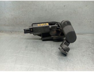 Recambio de motor elevalunas trasero izquierdo para kia carnival / grand carnival iii (vq) 2.2 crdi referencia OEM IAM 878704D01