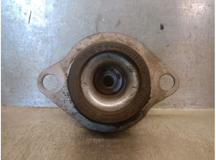 Recambio de soporte motor izquierdo para renault twingo ii (cn0_) 1.5 dci (cn0e) referencia OEM IAM 8200939896 8200939896 