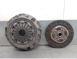 Recambio de kit embrague para toyota avensis (_t25_) 1.8 (zzt251_) referencia OEM IAM 3121005043 3121005041 