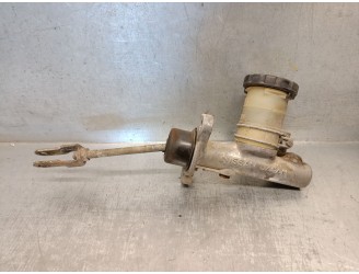 Recambio de bomba embrague para nissan terrano (wd21) 2.7 td referencia OEM IAM 3061001G00 3061001G00 