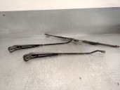 Recambio de brazo limpia delantero derecho para nissan terrano (wd21) 2.7 td referencia OEM IAM 2888001G01 2888001G01 