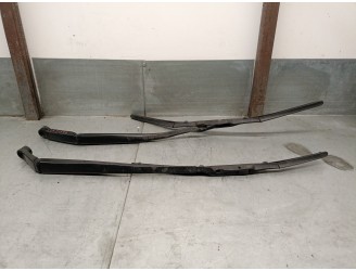 Recambio de brazo limpia delantero derecho para toyota land cruiser (j15) 3.0 turbodiesel cat referencia OEM IAM 8521160310 8522